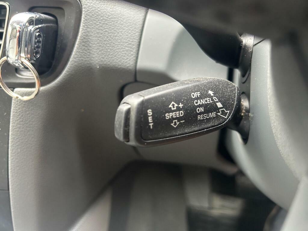 Audi Q5 2.0 Tdi Quattro S Line Plus 175 Bhp 4Wd Black #32