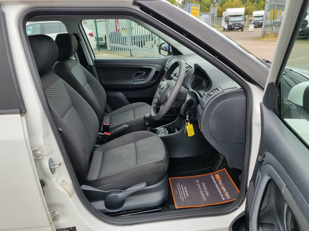 Skoda Fabia 1.2 Se Euro 5 White #12