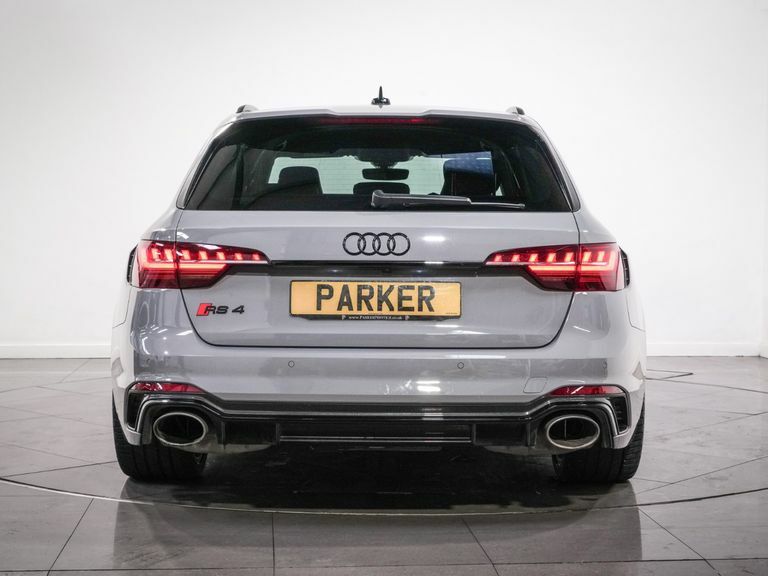 Audi RS4 Rs 4 Tfsi Quattro Carbon Black Tiptronic Grey #5