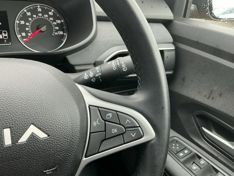 Dacia Sandero Stepway 1.0 Tce Extreme Euro 6 Ss Black #16