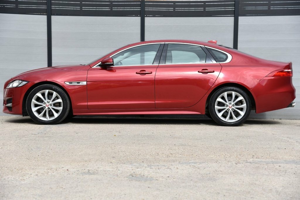 Jaguar XF 2L R-sport Red #6