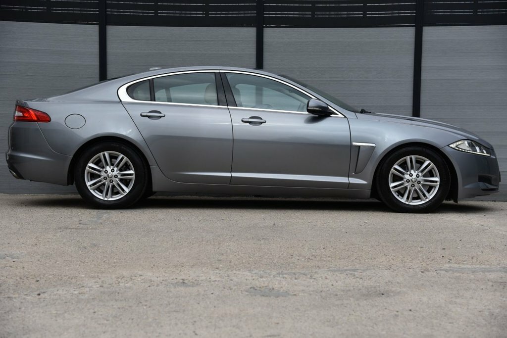 Jaguar XF 2.2L Luxury Grey #4