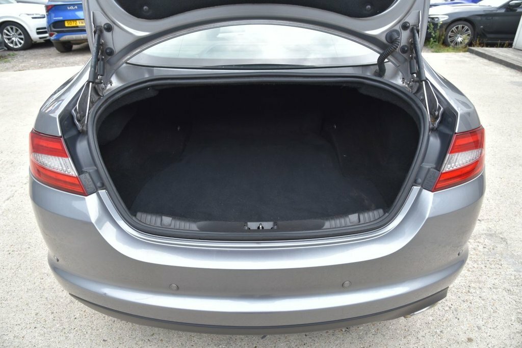 Jaguar XF 3.0D V6 S Portfolio Start Stop Grey #56