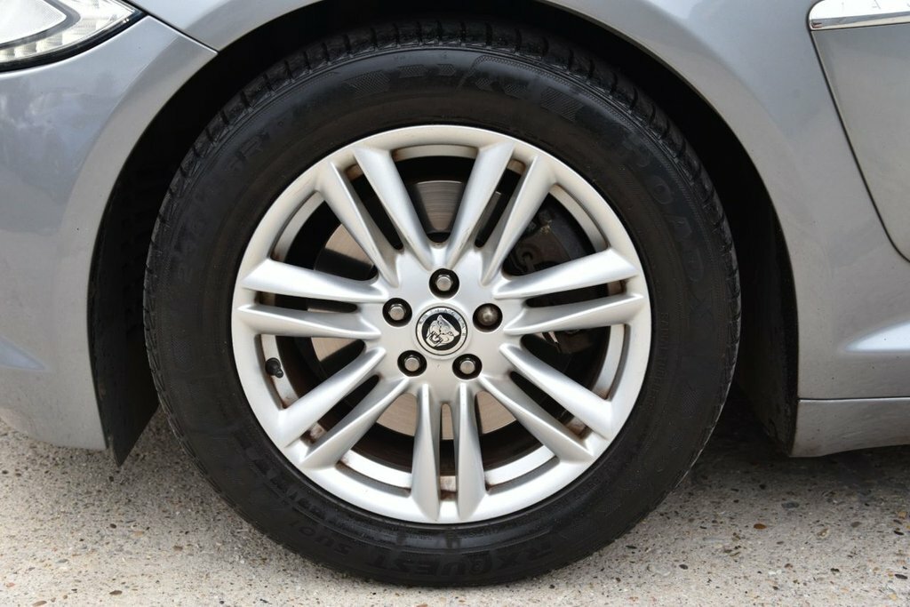 Jaguar XF 3.0D V6 S Portfolio Start Stop Grey #52