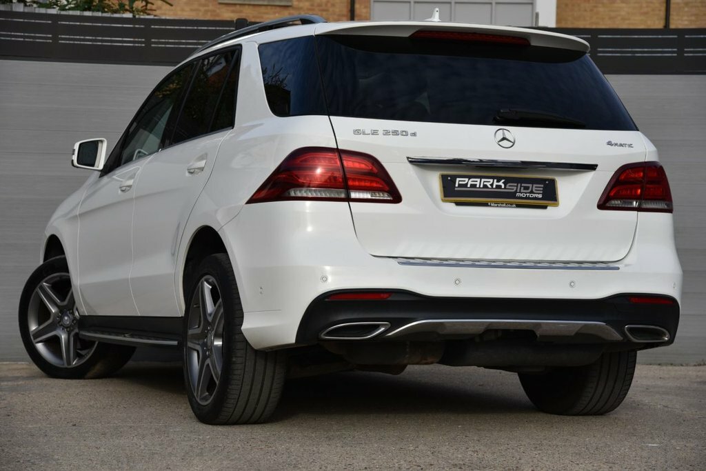 Mercedes-Benz GLE Class 2.1L Amg Line White #3