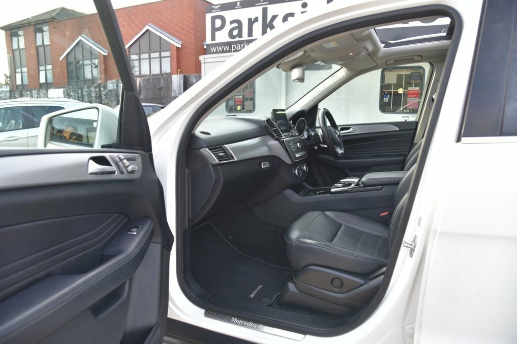 Mercedes-Benz GLE Class Gle 250 D 4Matic Black #22