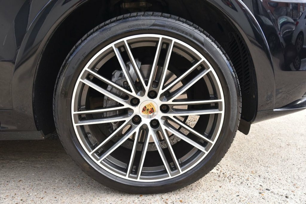 Porsche Cayenne Coupe Grey #67
