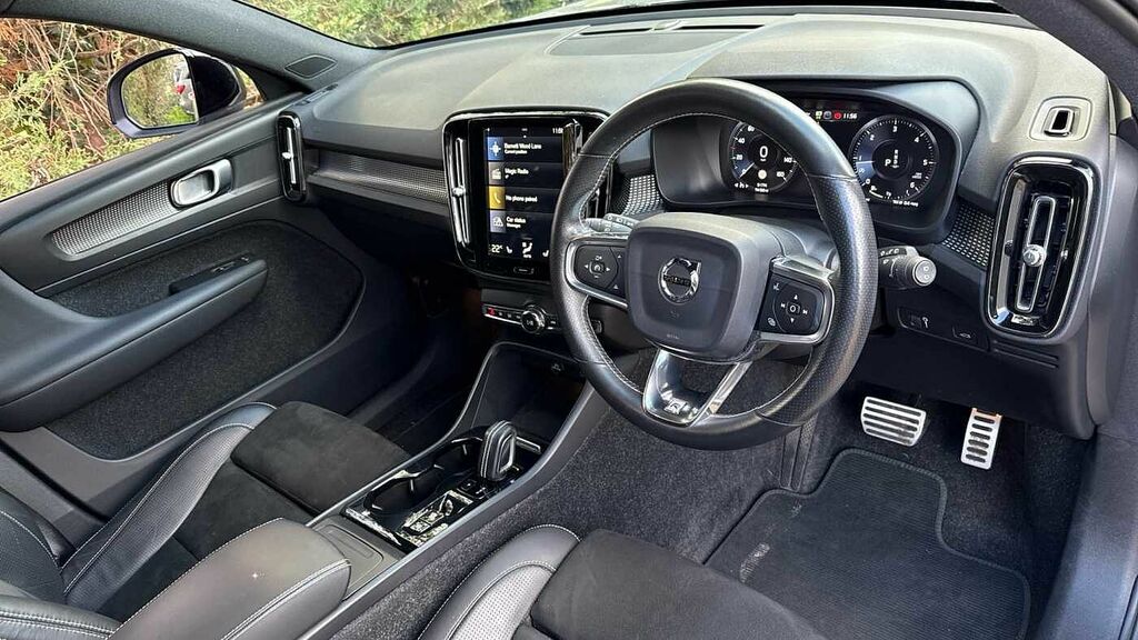 Volvo XC40 D4 Awd R-design Silver #4