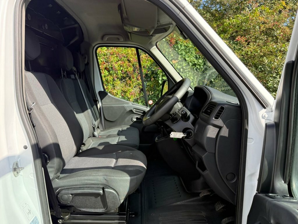Renault Master 2.3 Dci 35 Business Panel Van F White #13