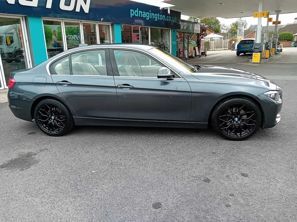 BMW 3 Series 2.0 320D Luxury Saloon Euro 5 S Grey #5