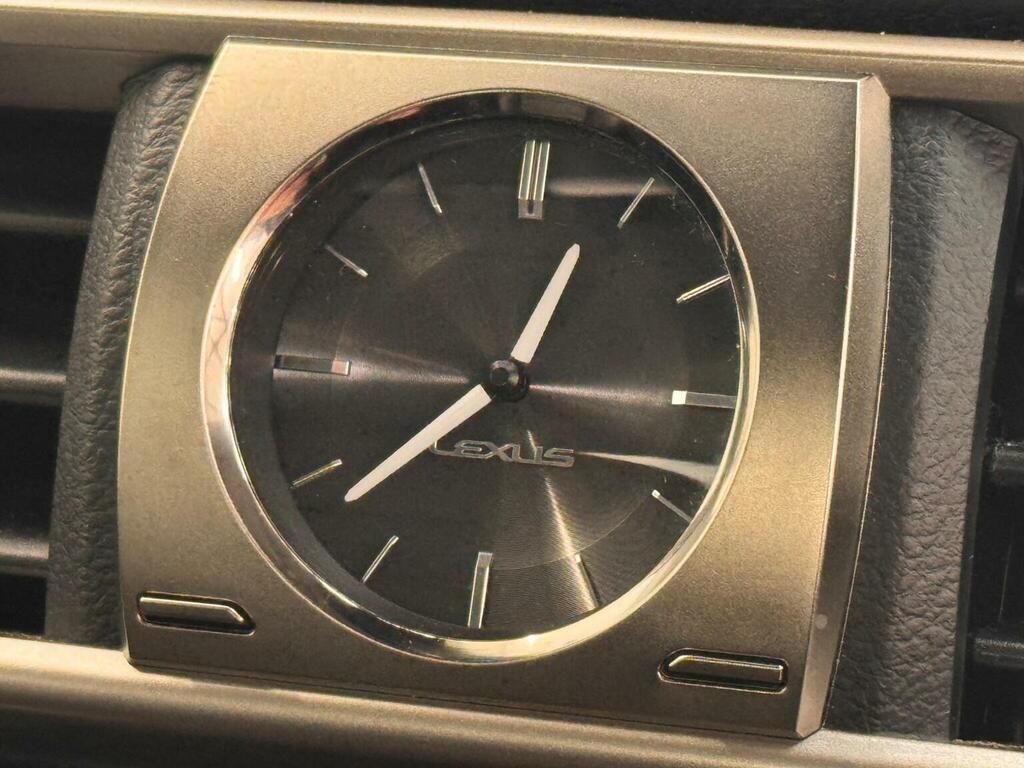 Lexus IS 2.5 300H Executive Edition Saloon Hybri Grey #26