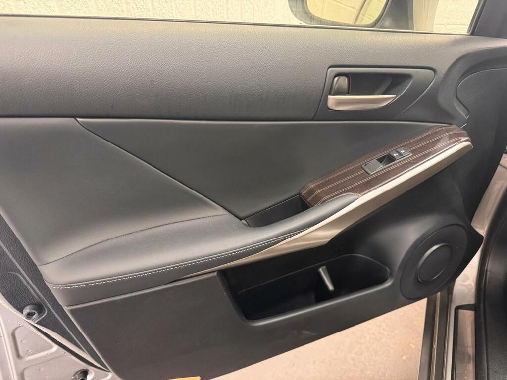 Lexus IS 2.5 300H Executive Edition Saloon Hybri Grey #38