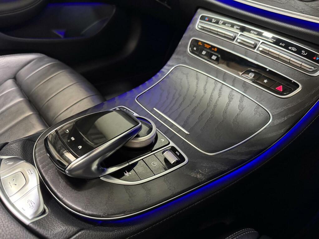 Mercedes-Benz E Class 2.0 E 220 Black #40
