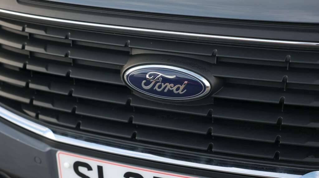 Ford Transit Connect 1.5 Ecoboost Phev 150 Limited Van Grey #5