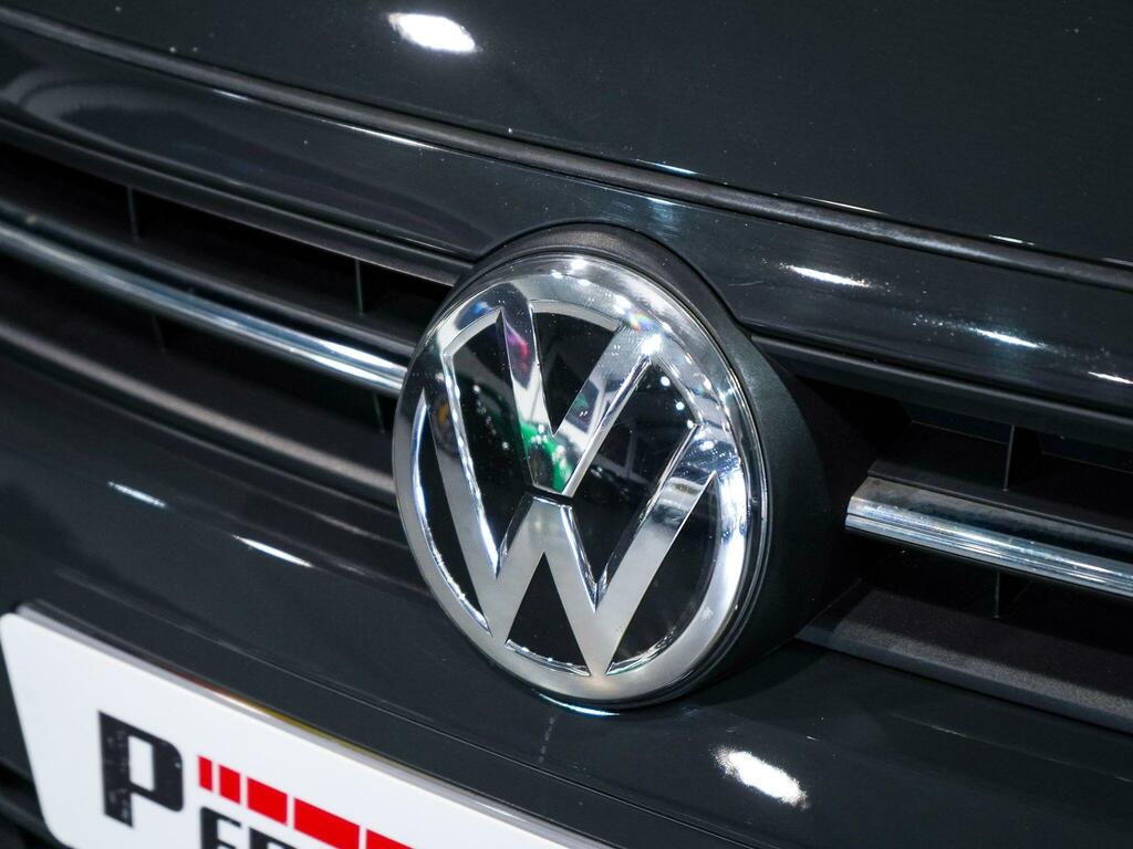 Volkswagen Polo Se White #37