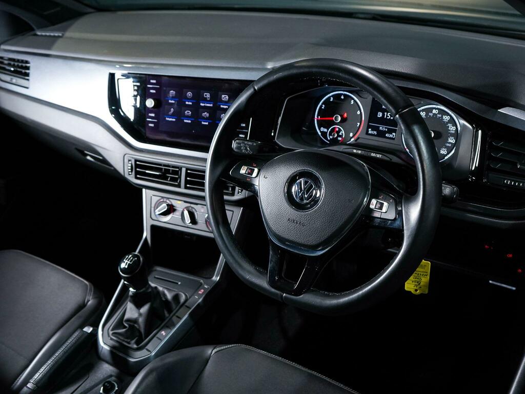 Volkswagen Polo Se White #28