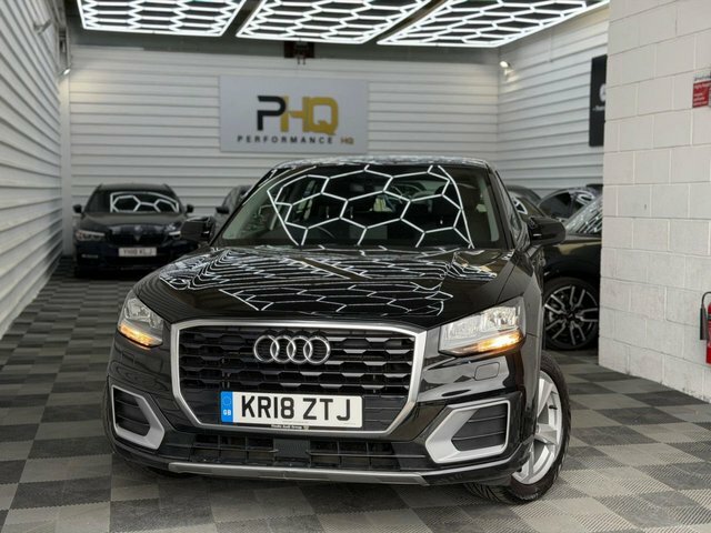 Audi Q2 2018 1.4 Tfsi Cod Sport Suv S Tronic Eu Black #4