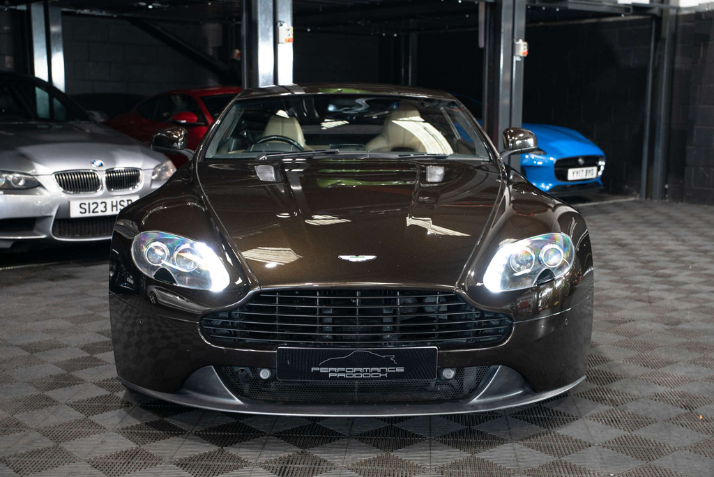 Aston Martin Vantage V8 Black #6