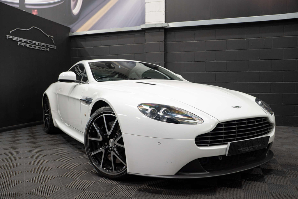 Aston Martin Vantage V8 Auto White #5