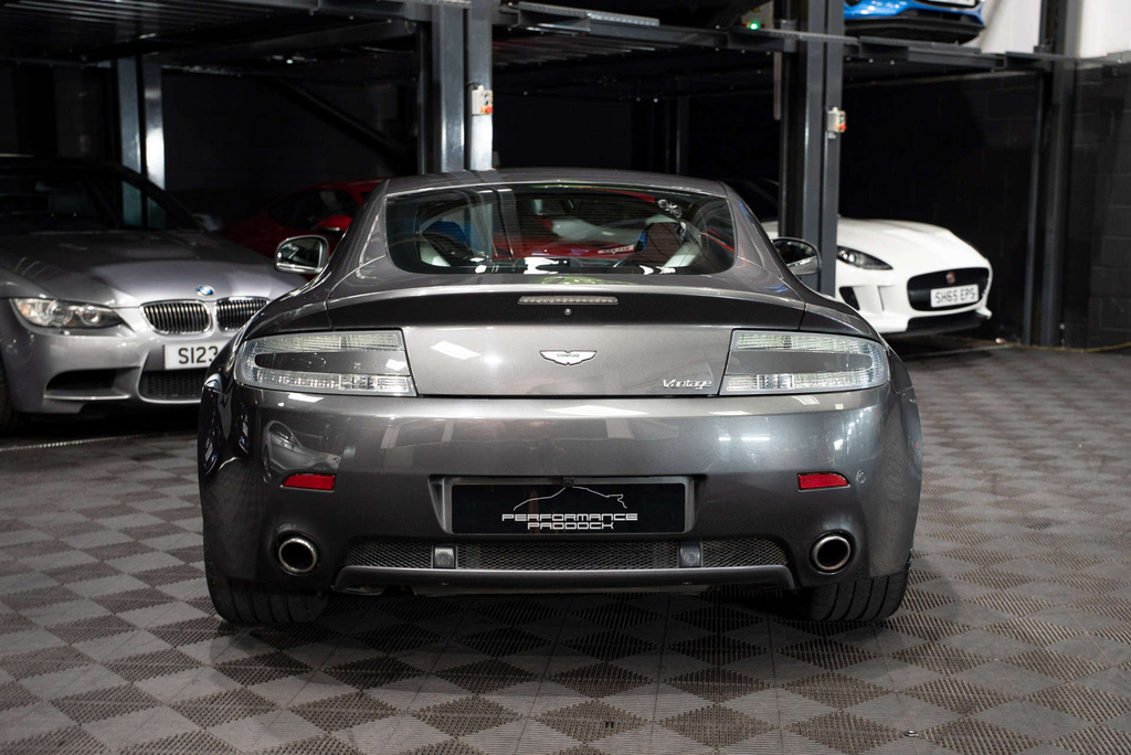 Aston Martin Vantage V8 Auto #6