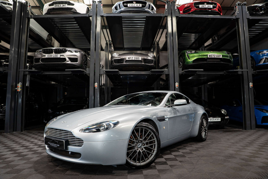 Aston Martin Vantage V8 Auto Silver