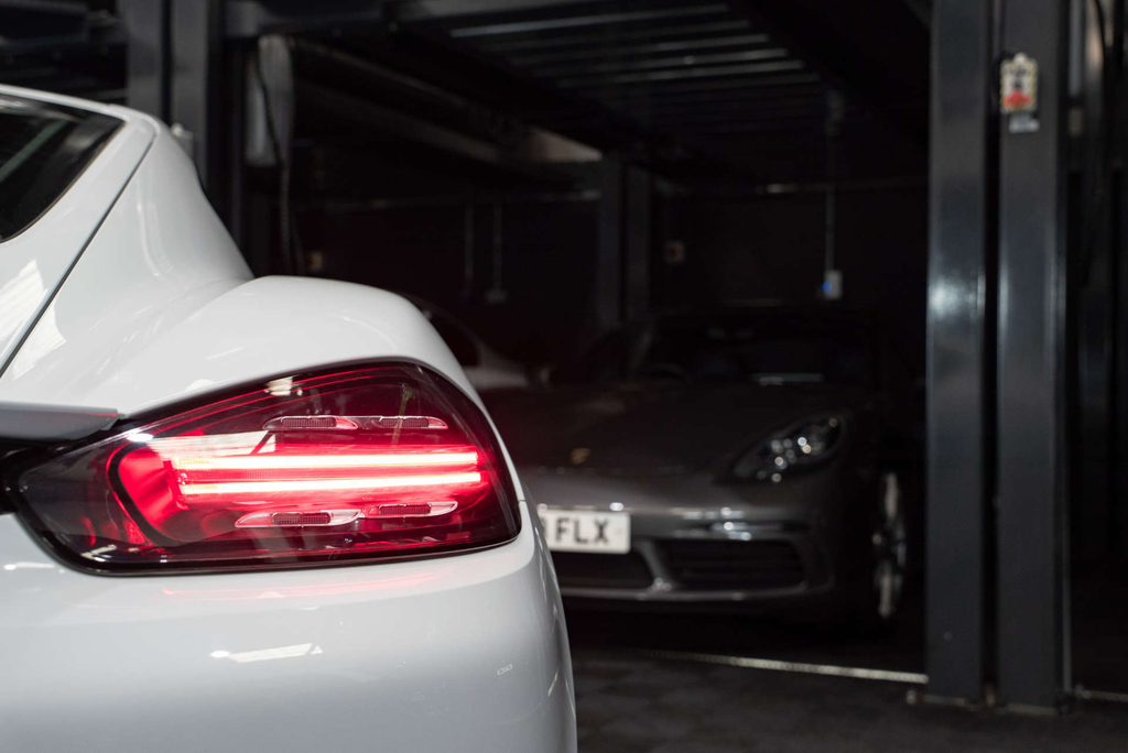Porsche 718 Cayman 2.0T Pdk Silver #24