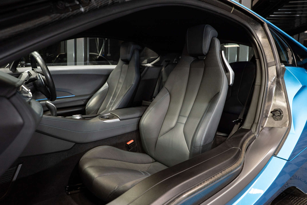 BMW i8 4Wd Blue #4