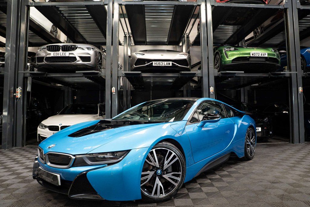 BMW i8 4Wd Blue