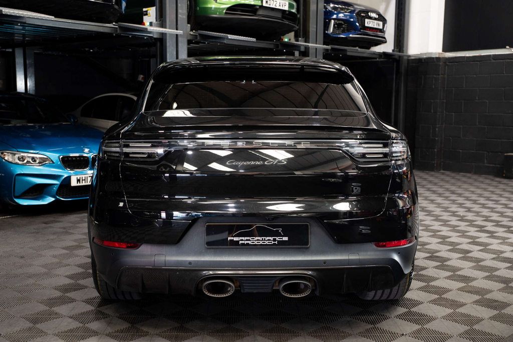 Porsche Cayenne Gts 4Wd Black #6