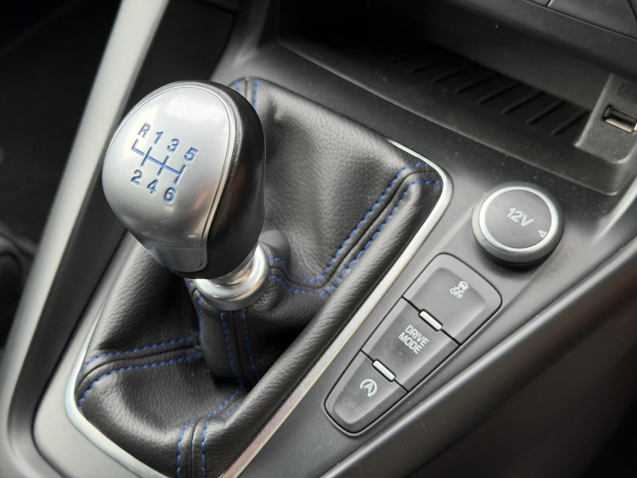 Ford Focus 1.0 Ecoboost 125 Titanium #16