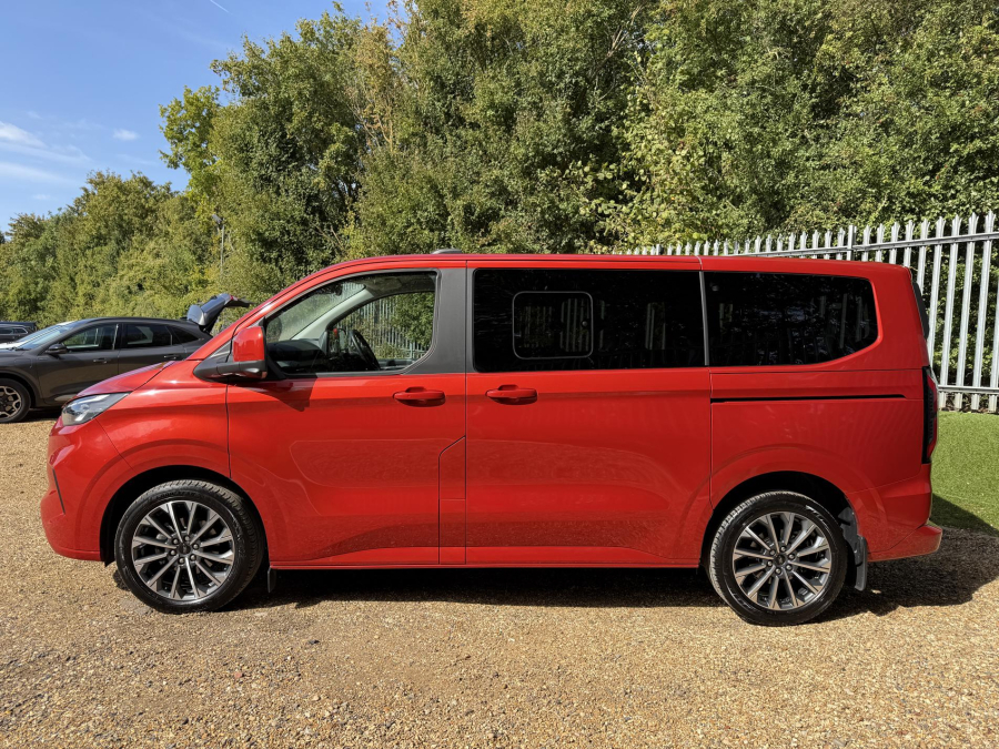 Ford Tourneo Custom Titanium X Red #4
