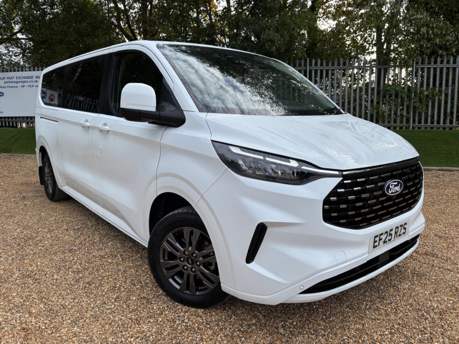 Ford Tourneo Custom L2 Titanium White