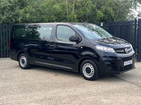 Vauxhall Vivaro Life 1.5 Vivaro Black #3