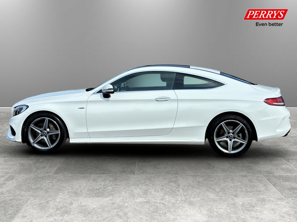 Mercedes-Benz C Class C220d Amg Line Premium Plus White #4