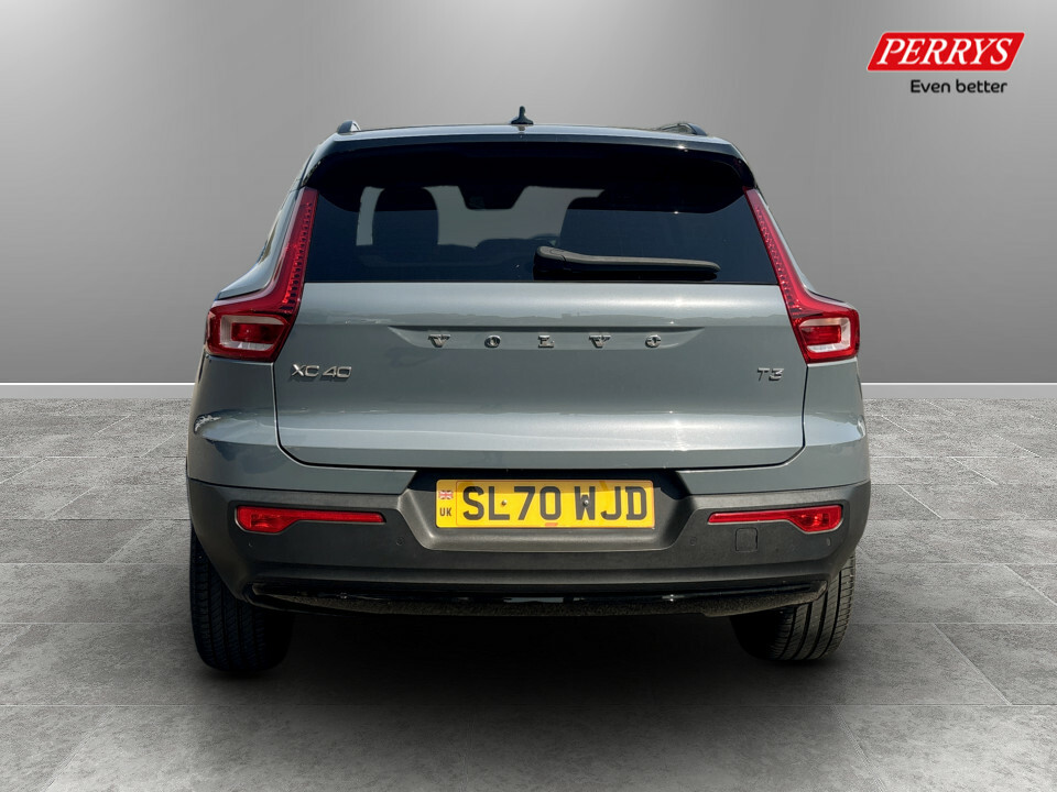Volvo XC40 1.5 T3 163 R Design Grey #4