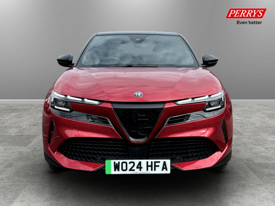 Alfa Romeo Junior 54Kwh Elettrica Speciale Red #2