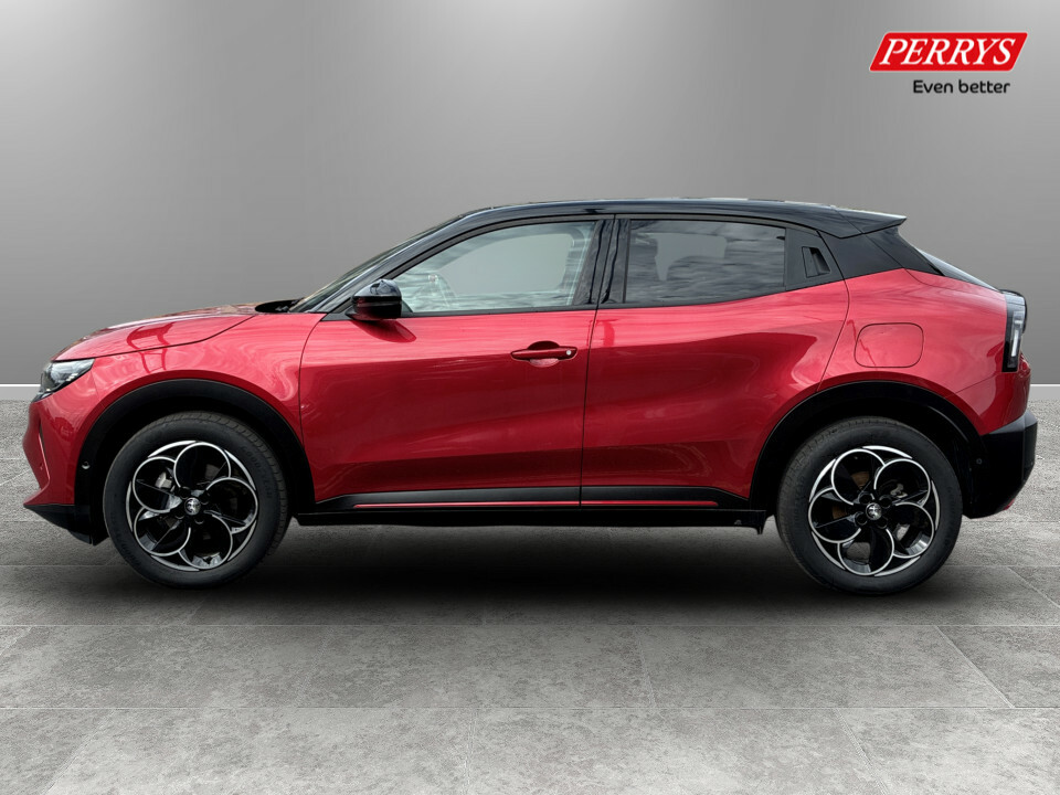 Alfa Romeo Junior 54Kwh Elettrica Speciale Red #4
