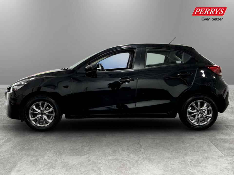 Mazda 2 1.5 Skyactiv G 75 Centre-line Black #4