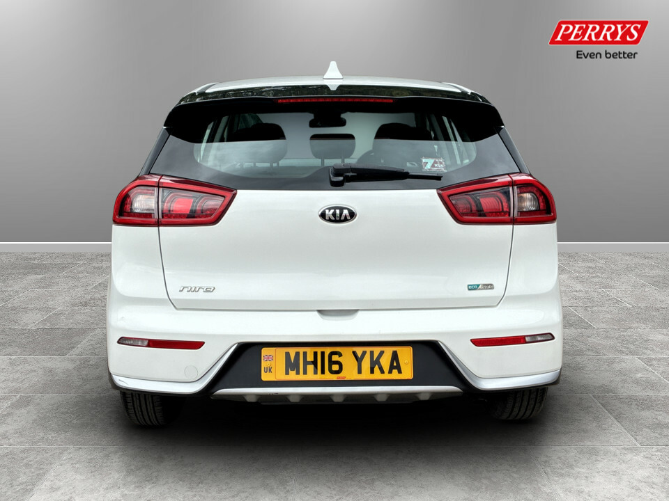 Kia Niro 1.6 Gdi Hybrid 1 Dct White #6