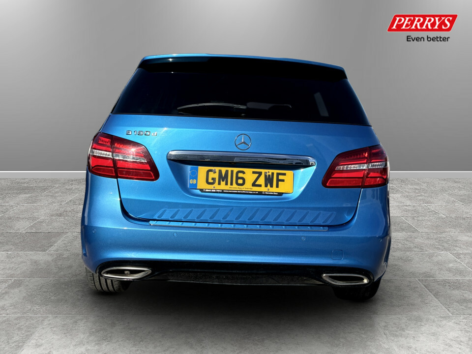 Mercedes-Benz B Class B180d Amg Line Premium Blue #6