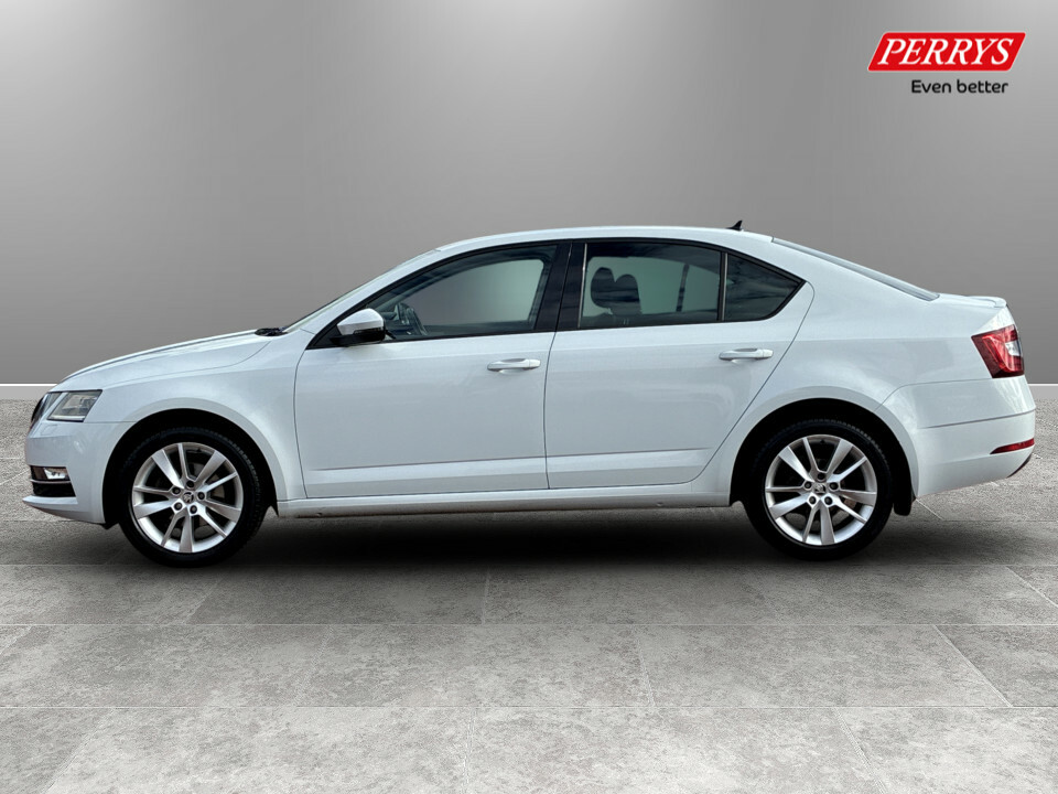 Skoda Octavia 1.5 Tsi Se L White #4