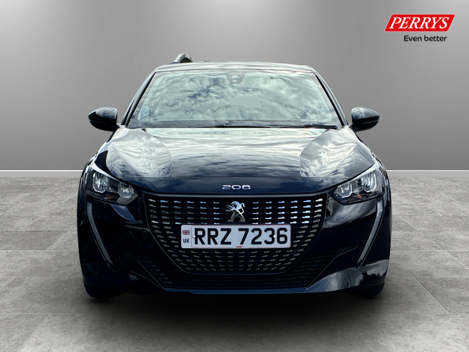 Peugeot 208 1.2 Puretech Active Black #2