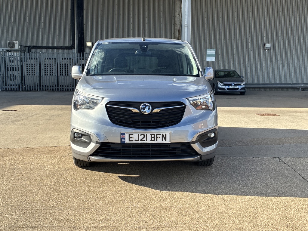 Vauxhall Combo Life 1.5 Turbo D Se XL Grey #2