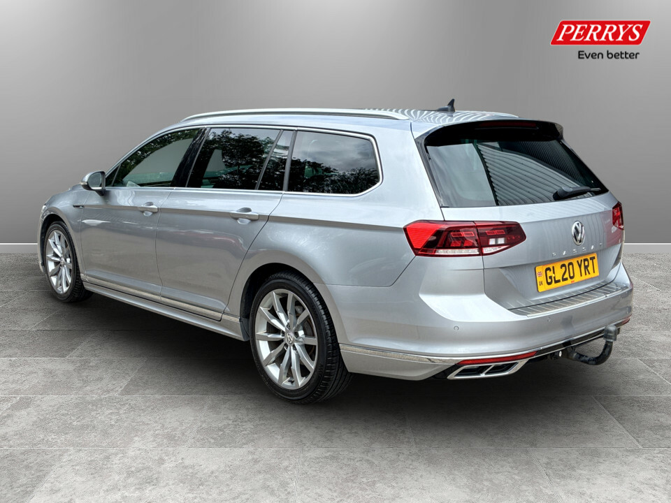 Volkswagen Passat 2.0 Tdi Evo Scr Sel Dsg White #5
