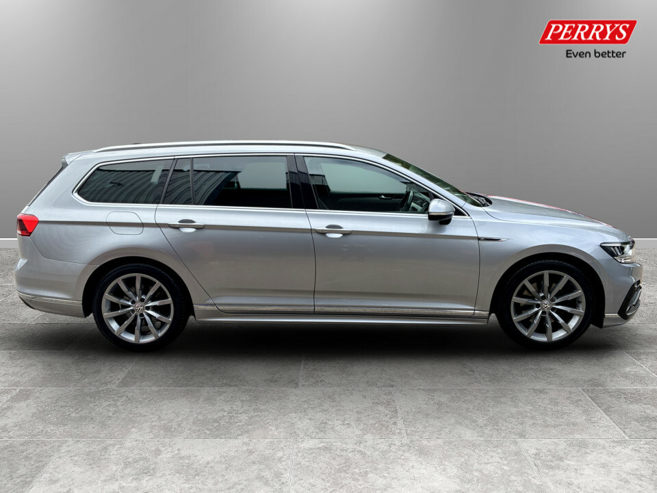 Volkswagen Passat 2.0 Tdi Evo Scr Sel Dsg White #8