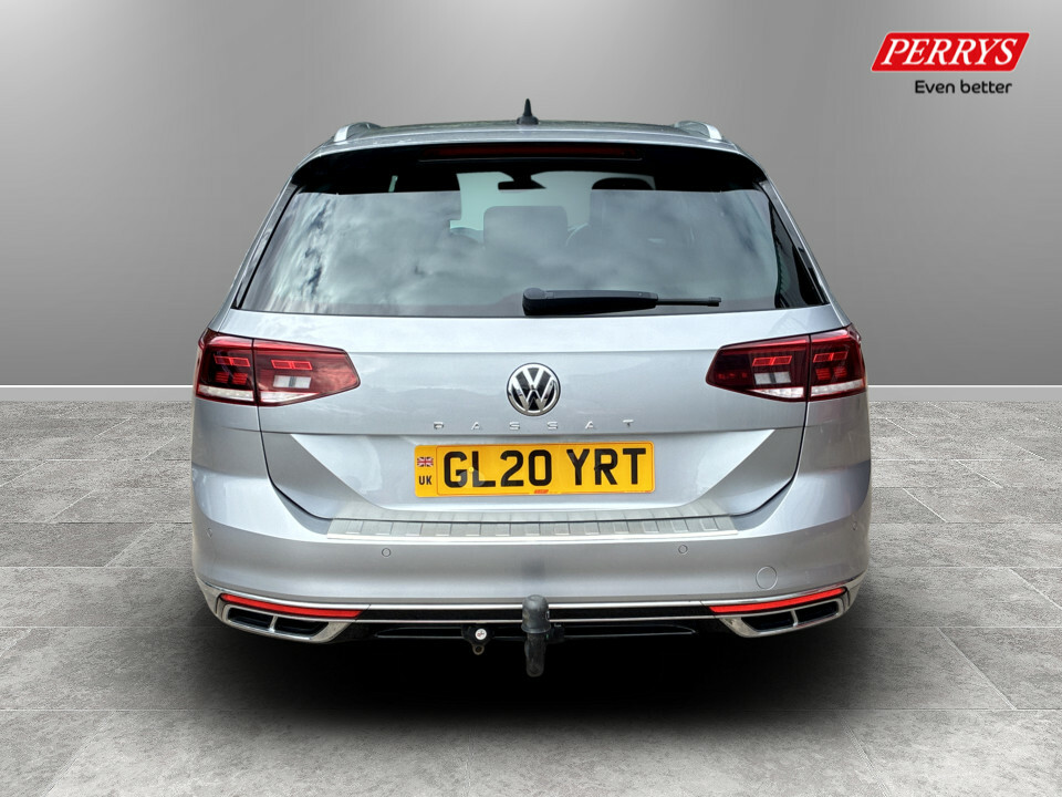 Volkswagen Passat 2.0 Tdi Evo Scr Sel Dsg White #6