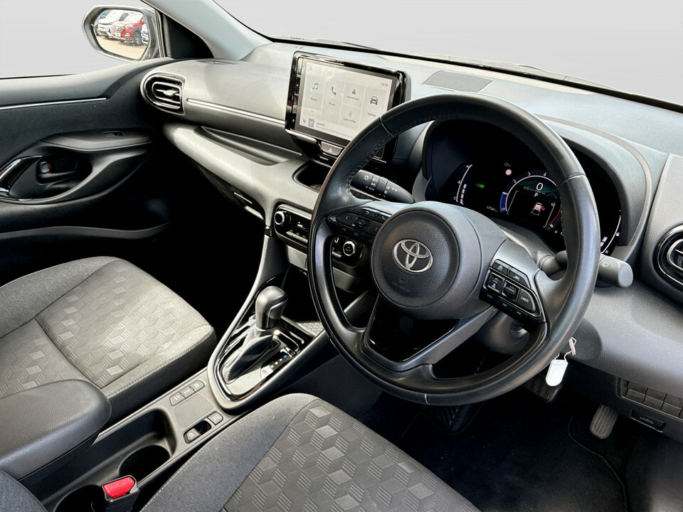 Toyota Yaris Design Grey #25