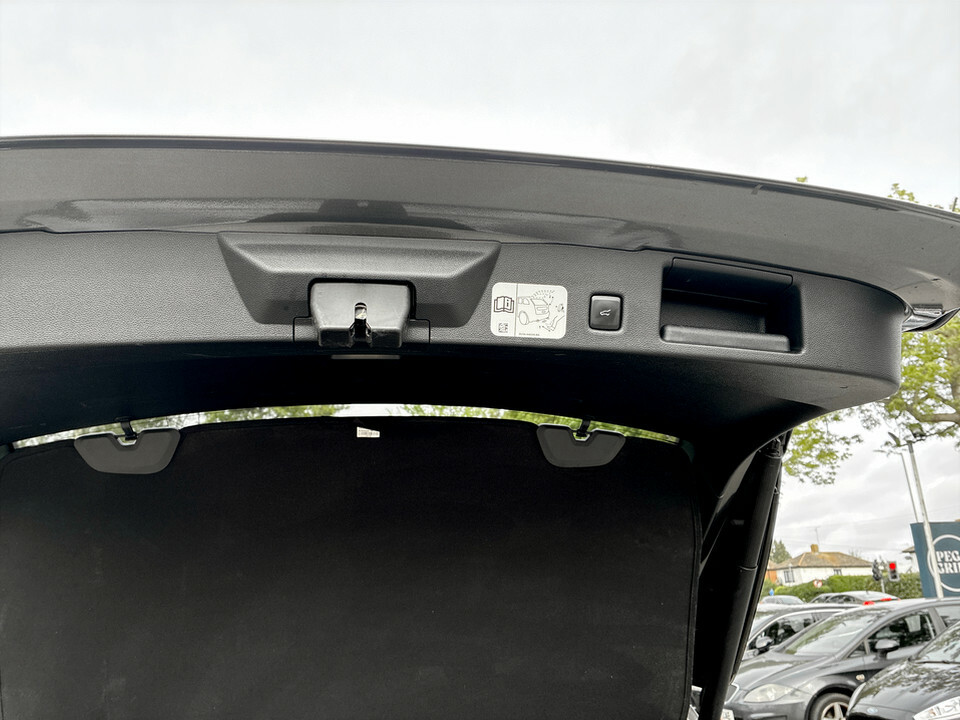 Ford Kuga 1.5 Ecoboost 150 St-line X Edition Black #30