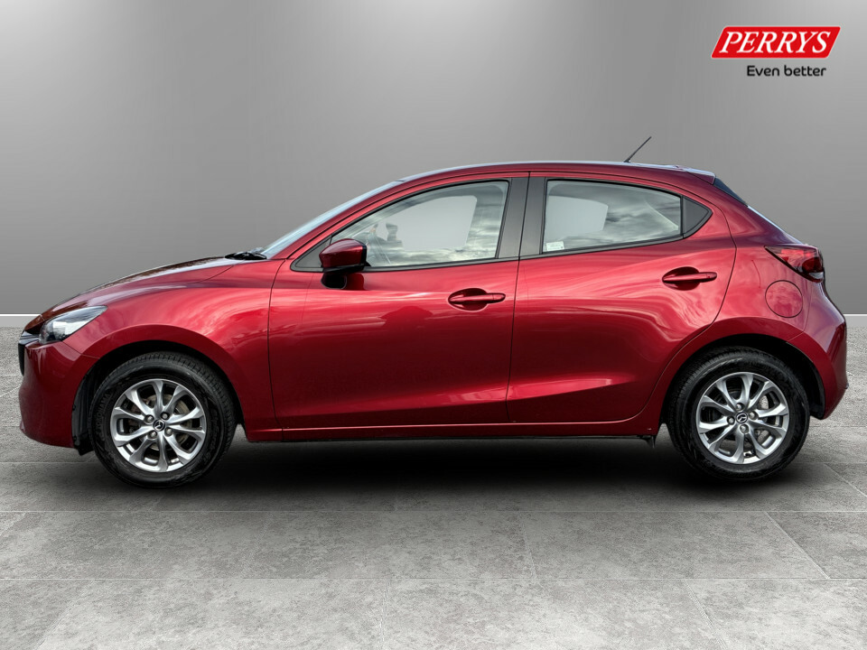 Mazda 2 1.5 Skyactiv G 75 Centre-line Red #4