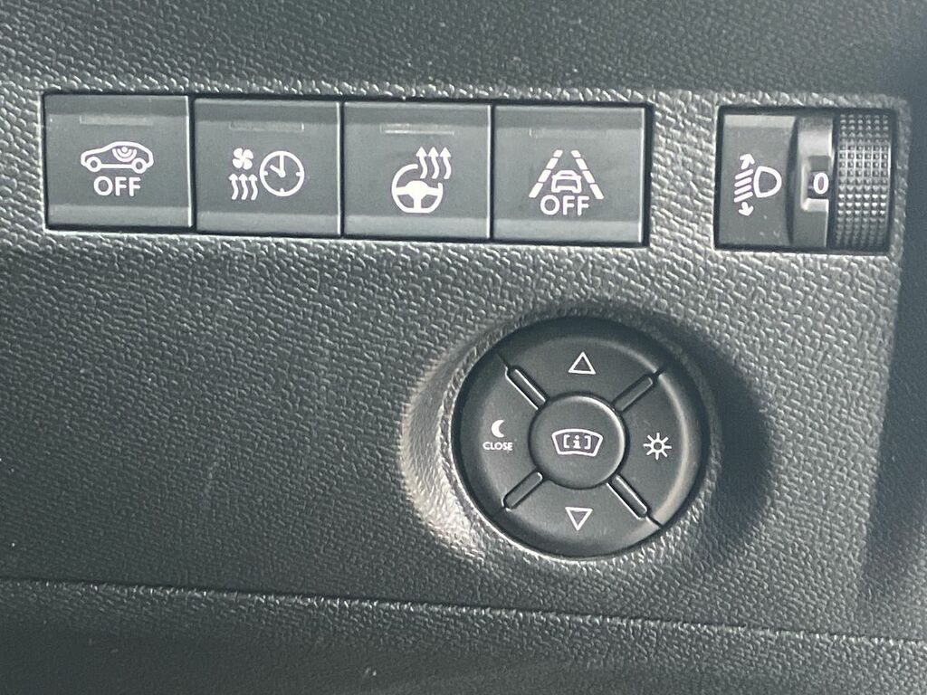 Citroen e-C4 50Kwh Shine Plus 7.4Kw Charger  #39